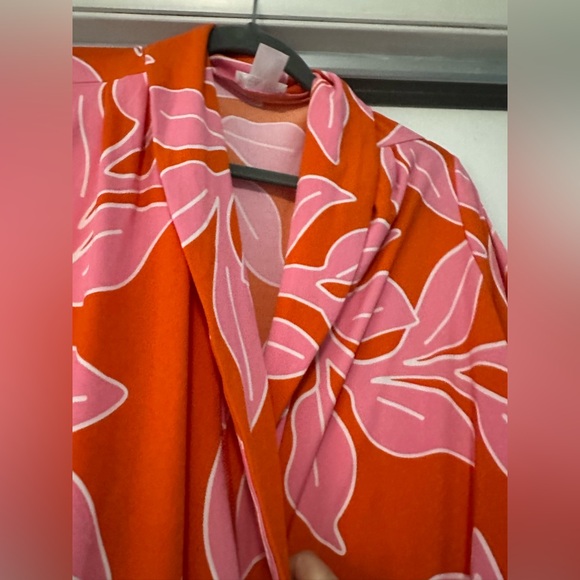 Venus Floral Wrap Top - Orange and Pink - Picture 3 of 5